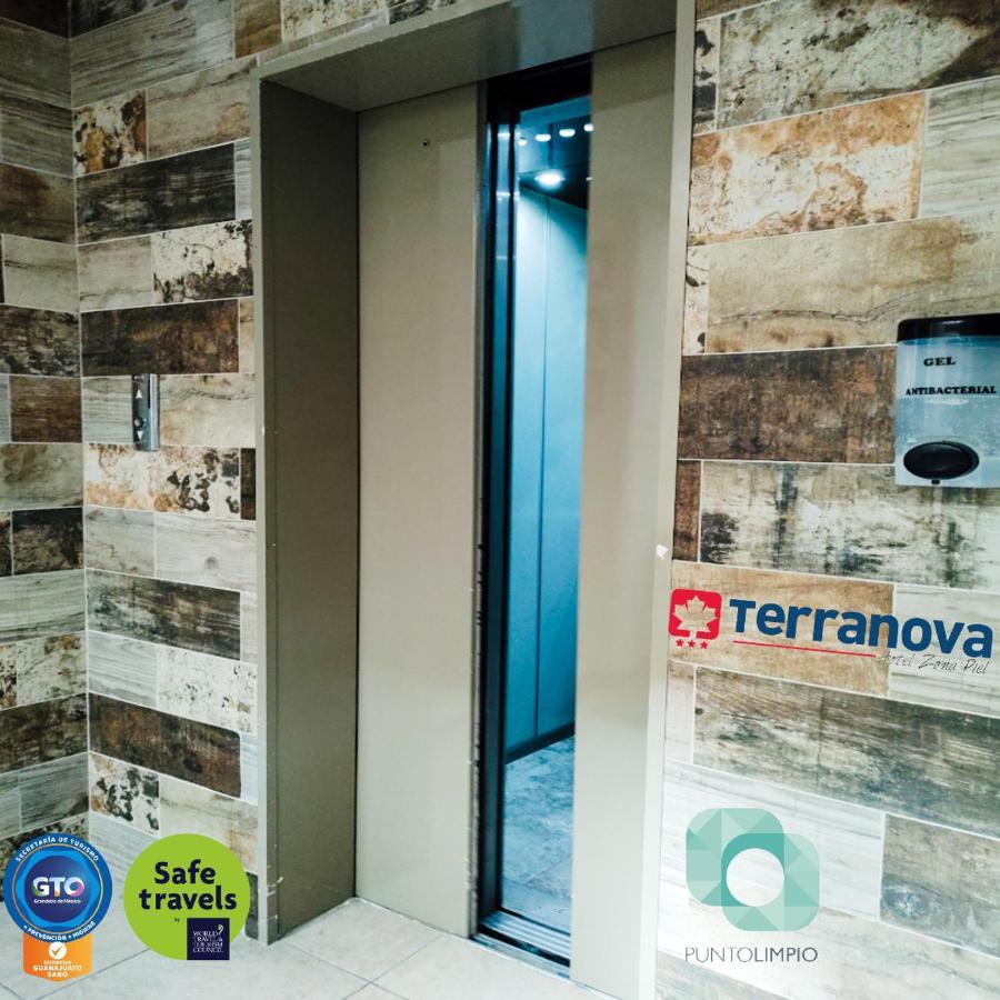 Hotel Terranova レオン エクステリア 写真