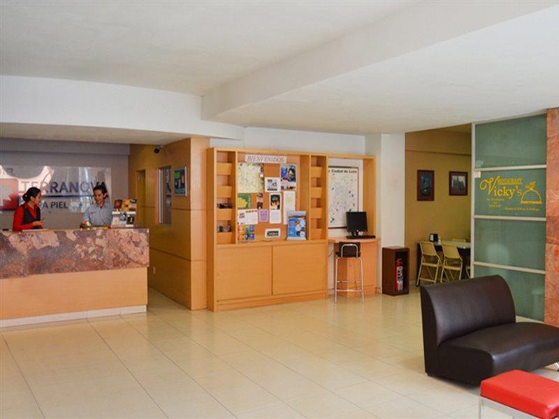 Hotel Terranova レオン エクステリア 写真